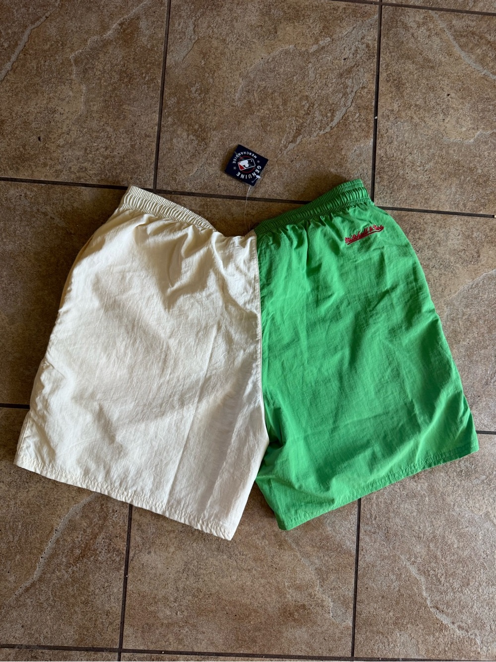 NWT Mitchell & Ness Philadelphia Phillies Phanatic Woven Shorts Men’s Large - Picture 3 of 3